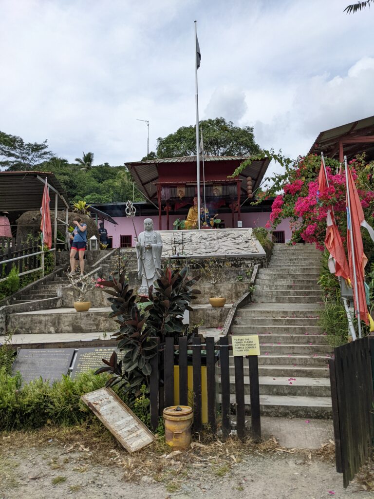 ウビン島のお寺（Wei Tuo Fa Gong Temple：韋陀法宮）